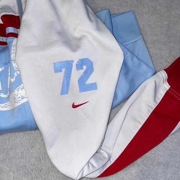 Vintage Nike zip up! - Picture 2 of 4